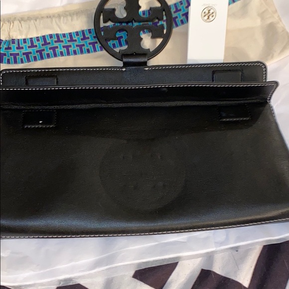 NWT☀️NEW☀️Tory Burch Black Miller Clutch - Picture 8 of 8